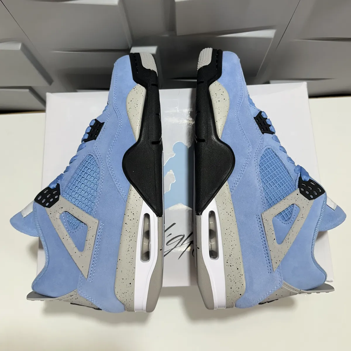 Nike Air Jordan 4