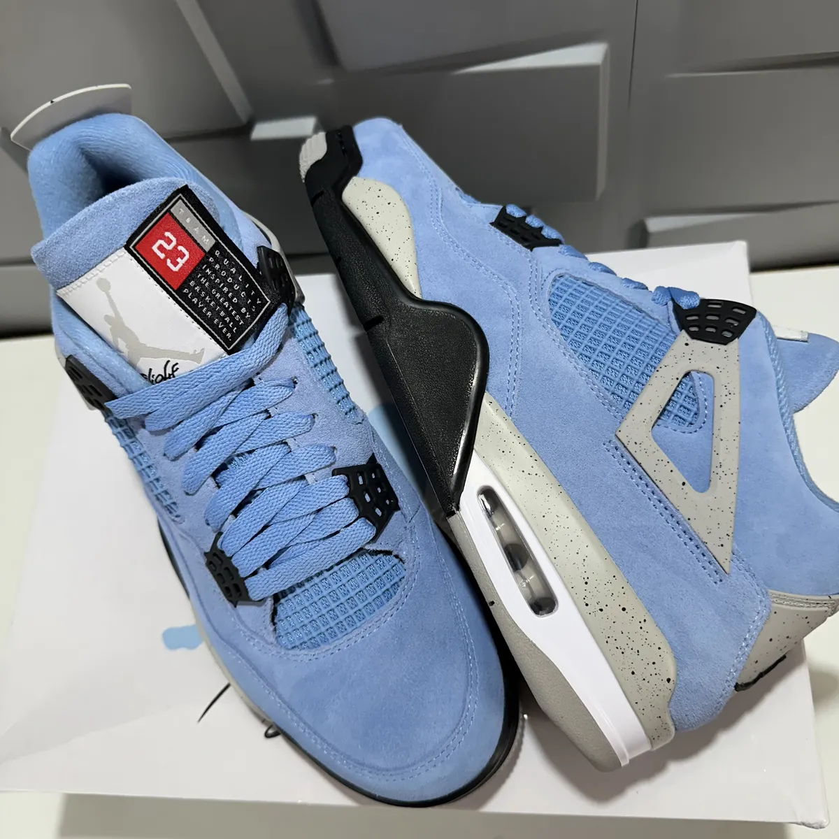 Nike Air Jordan 4